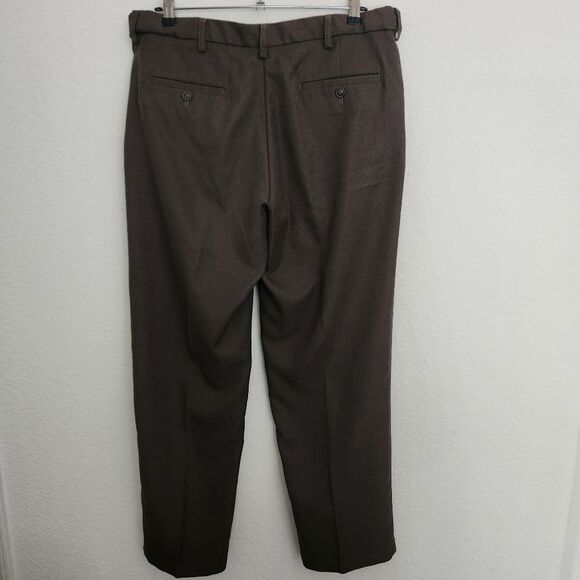 Haggar Men's Classic Flat Front Brown Casual Dress Pants Hidden Expandable Waist - Picture 4 of 8